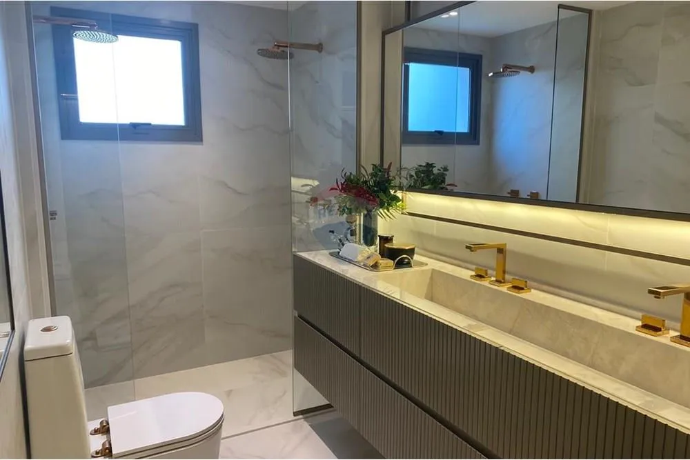 Apartamento, 3 quartos, 157 m² - Foto 1