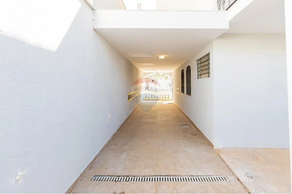Casa, 4 quartos, 200 m² - Foto 4