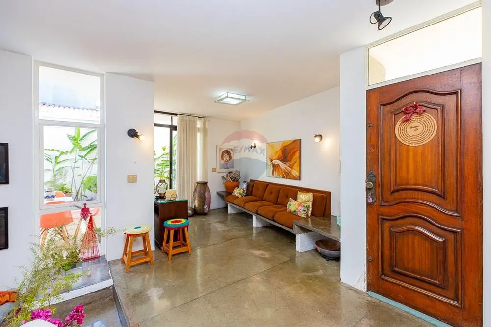 Casa, 3 quartos, 220 m² - Foto 1