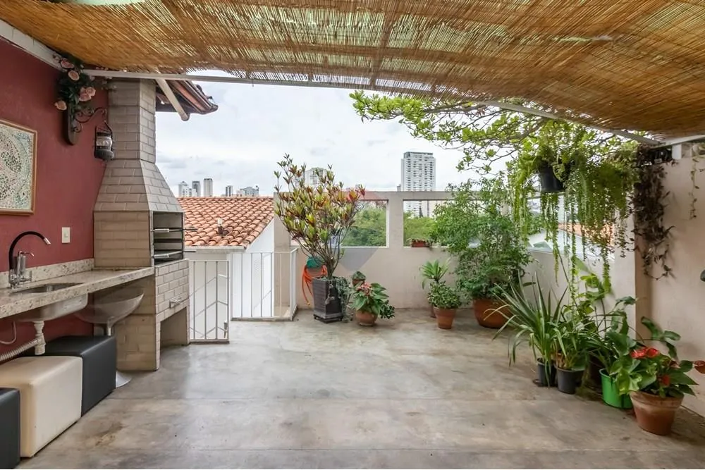 Casa, 4 quartos, 218 m² - Foto 1