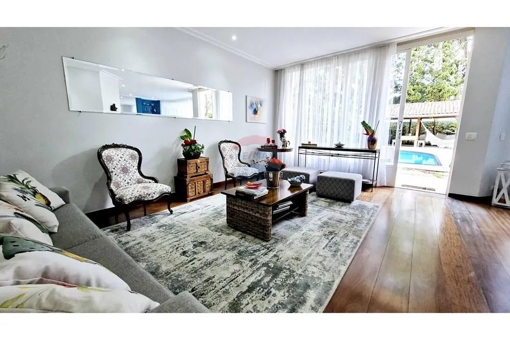Casa, 4 quartos, 395 m² - Foto 1