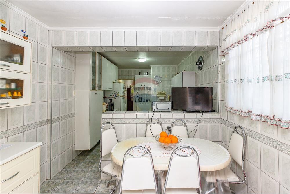 Casa, 4 quartos, 250 m² - Foto 2
