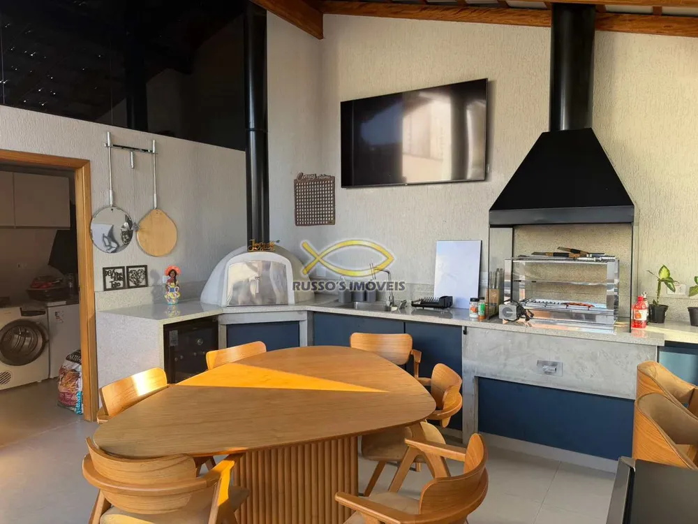 Casa, 4 quartos, 178 m² - Foto 1