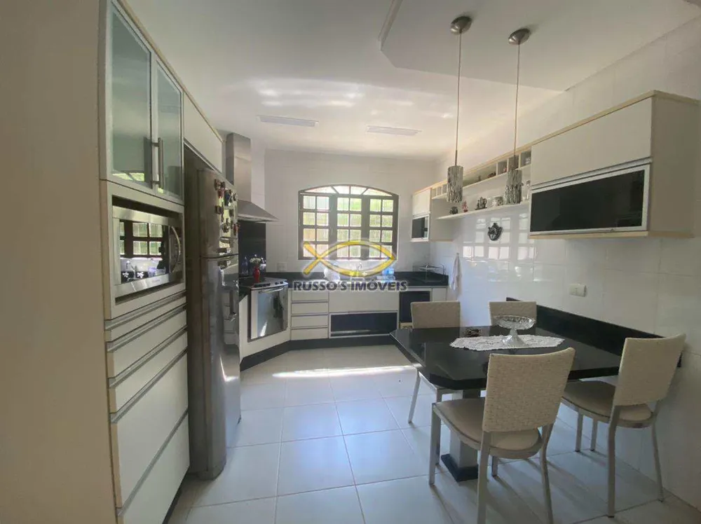 Casa, 3 quartos, 230 m² - Foto 7