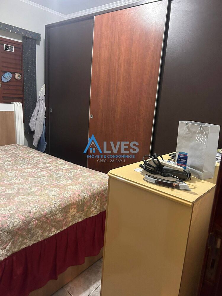 Casa à venda com 3 quartos, 149m² - Foto 9