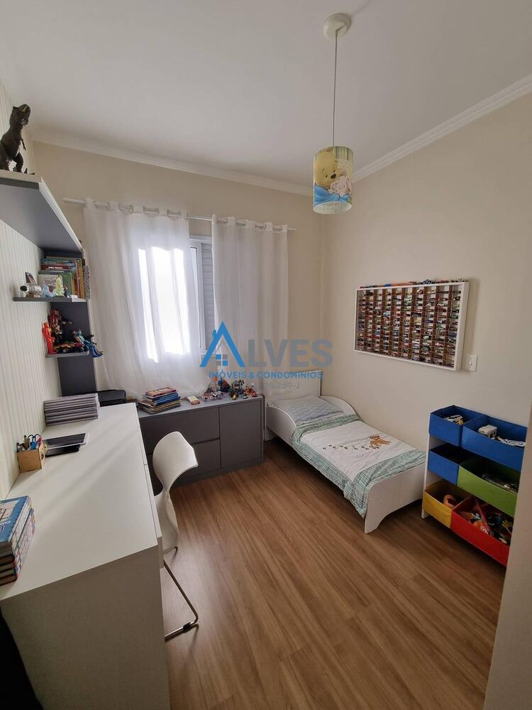 Casa à venda com 3 quartos, 178m² - Foto 4