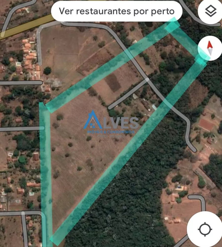 Fazenda à venda com 8 quartos, 2000m² - Foto 1