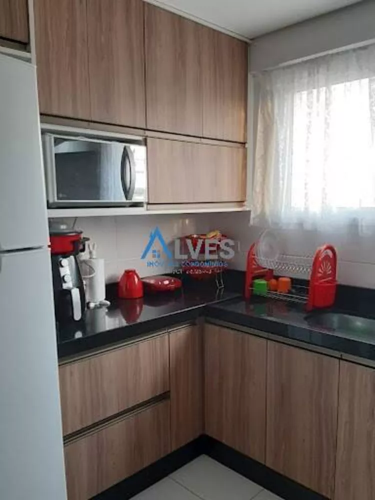 Apartamento à venda com 2 quartos, 60m² - Foto 4