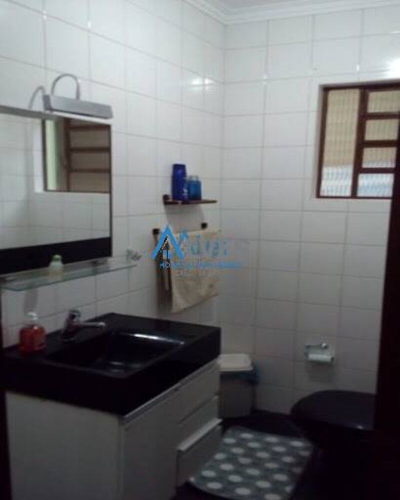 Casa, 3 quartos, 179 m² - Foto 2