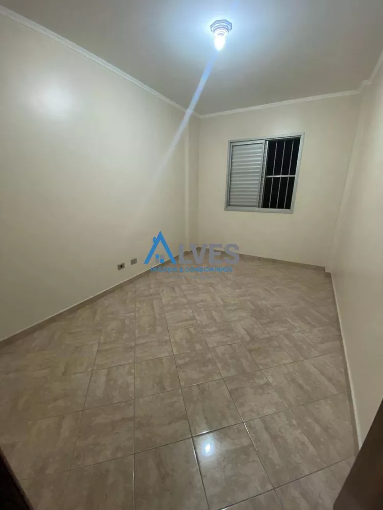 Apartamento à venda com 2 quartos, 64m² - Foto 5