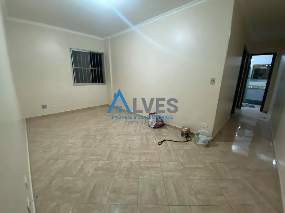 Apartamento à venda com 2 quartos, 64m² - Foto 3