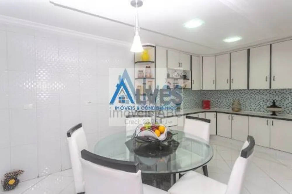 Sobrado, 3 quartos, 325 m² - Foto 2