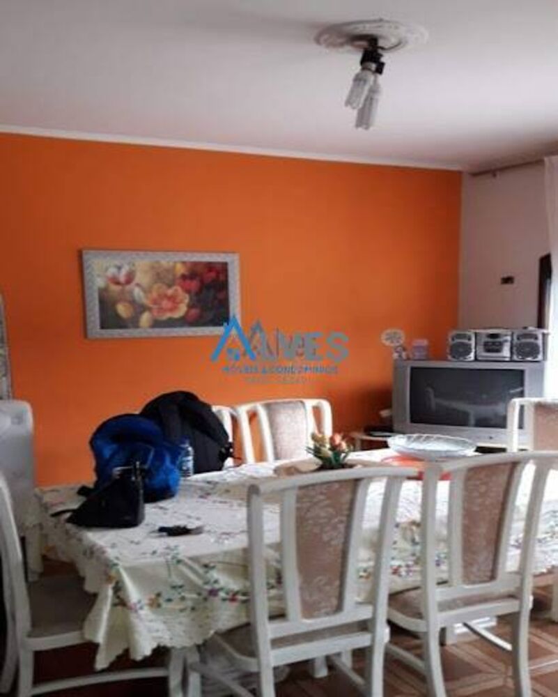 Casa, 4 quartos, 250 m² - Foto 2