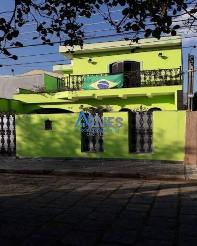 Casa, 4 quartos, 250 m² - Foto 1