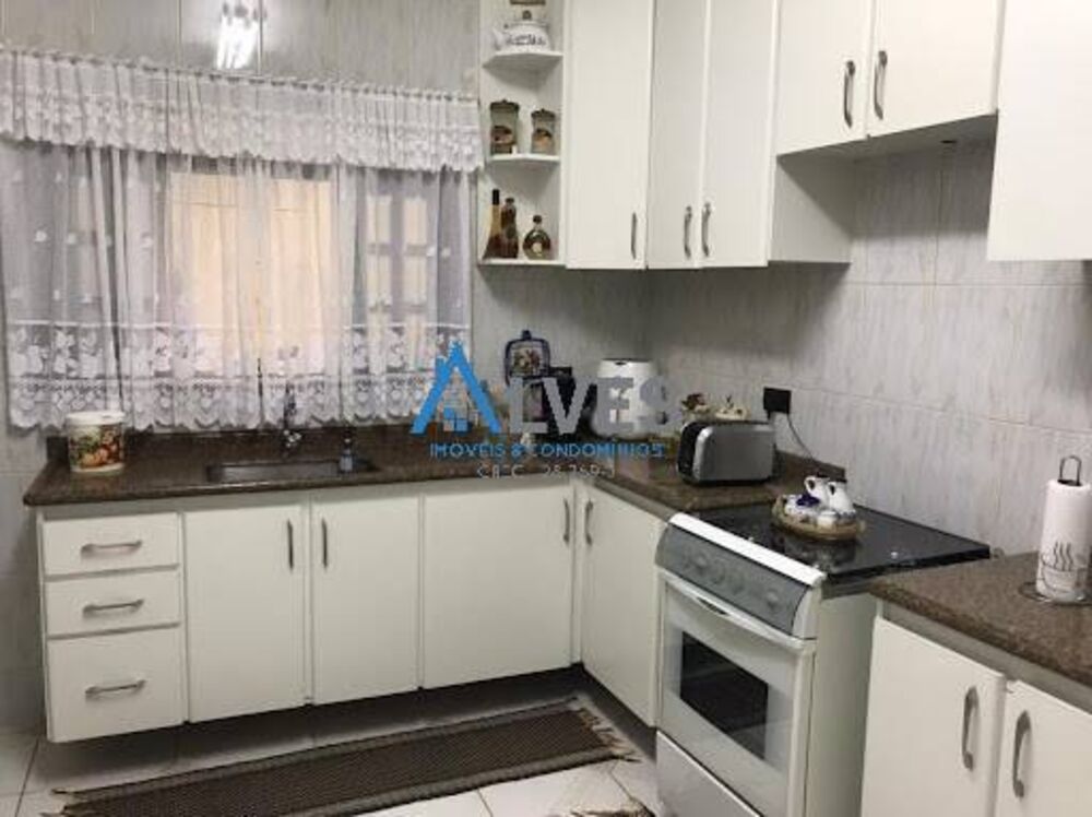 Sobrado à venda com 3 quartos, 171m² - Foto 4