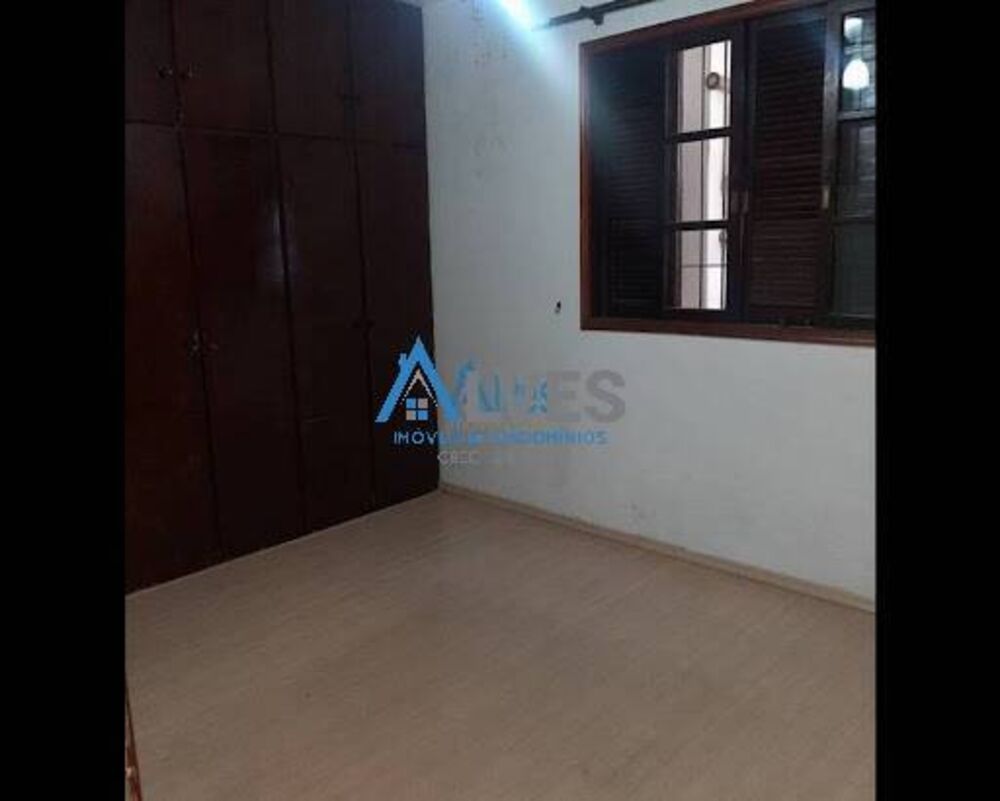 Sobrado, 3 quartos, 202 m² - Foto 2