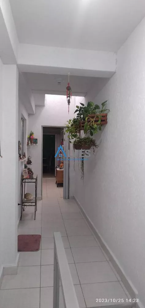 Sobrado à venda com 4 quartos, 209m² - Foto 5