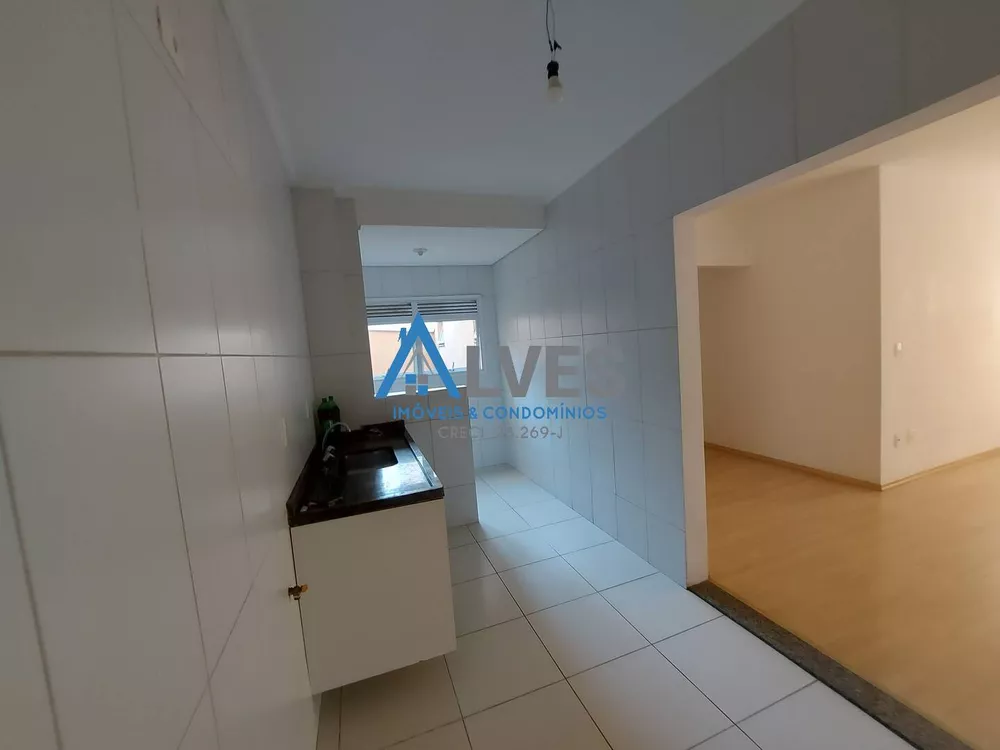 Apartamento à venda com 2 quartos, 72m² - Foto 6