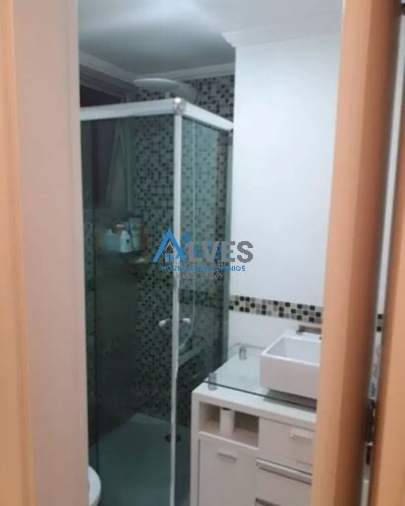 Apartamento à venda com 2 quartos, 64m² - Foto 2