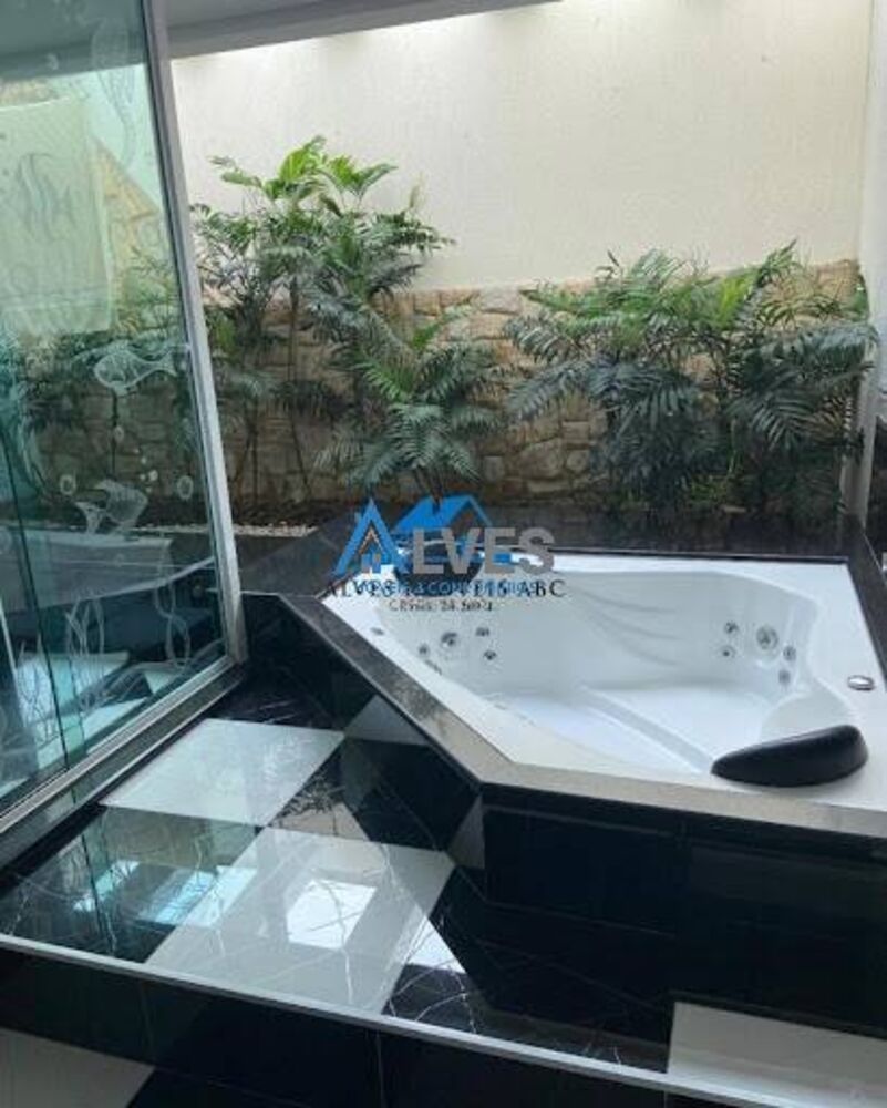 Sobrado à venda com 3 quartos, 480m² - Foto 4
