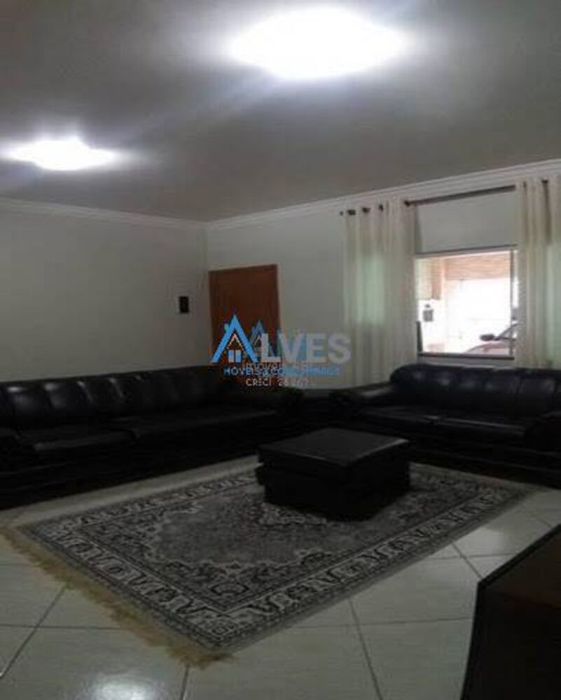 Casa, 4 quartos, 225 m² - Foto 3