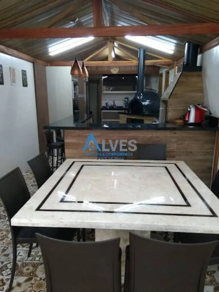 Apartamento, 3 quartos, 140 m² - Foto 1