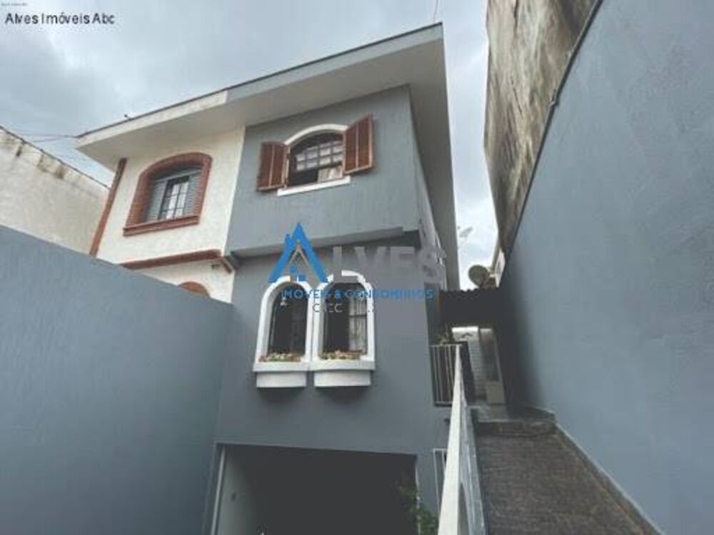 Sobrado, 3 quartos, 200 m² - Foto 1