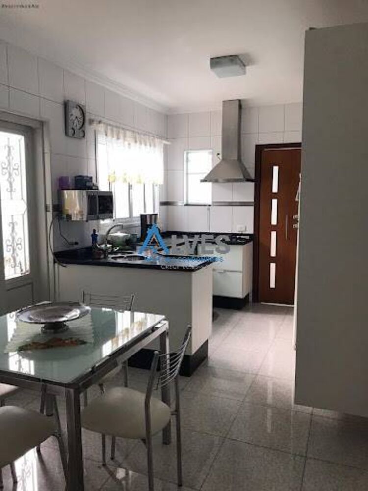 Sobrado, 3 quartos, 202 m² - Foto 8