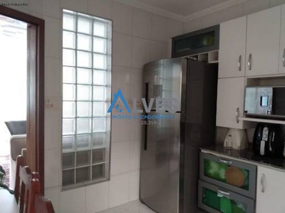 Casa, 3 quartos, 183 m² - Foto 1