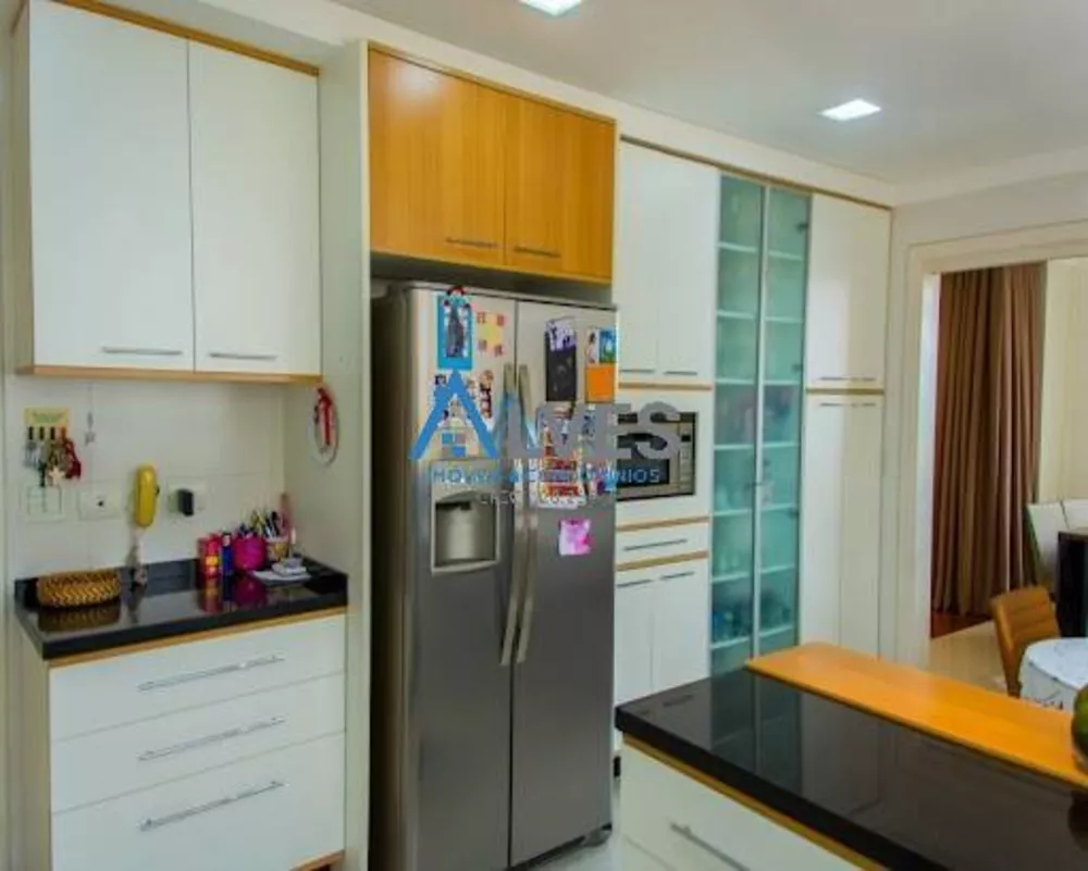 Apartamento à venda com 3 quartos, 248m² - Foto 5