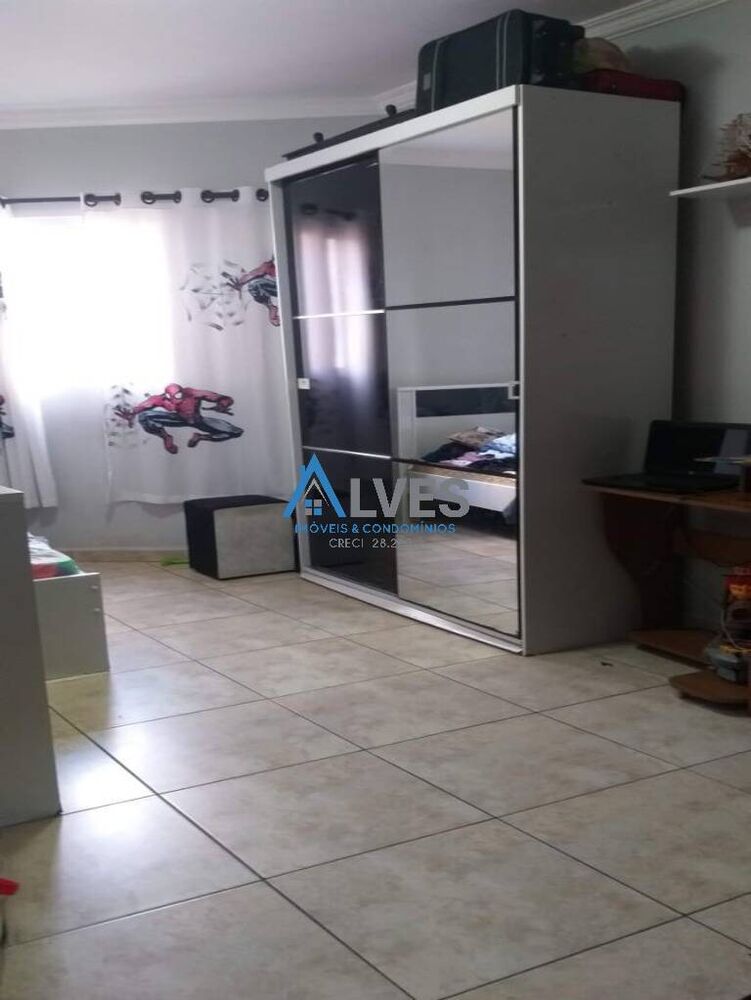 Apartamento à venda e aluguel com 3 quartos, 100m² - Foto 4