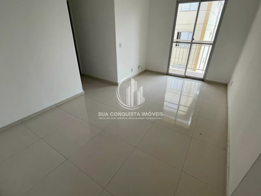 Apartamento à venda com 2 quartos, 55m² - Foto 3