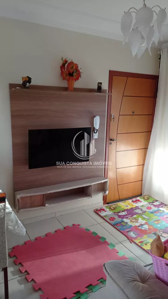 Apartamento à venda com 2 quartos, 64m² - Foto 1