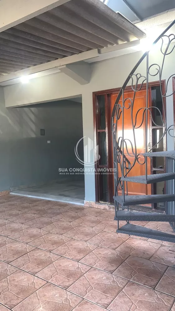 Casa à venda com 3 quartos, 153m² - Foto 3