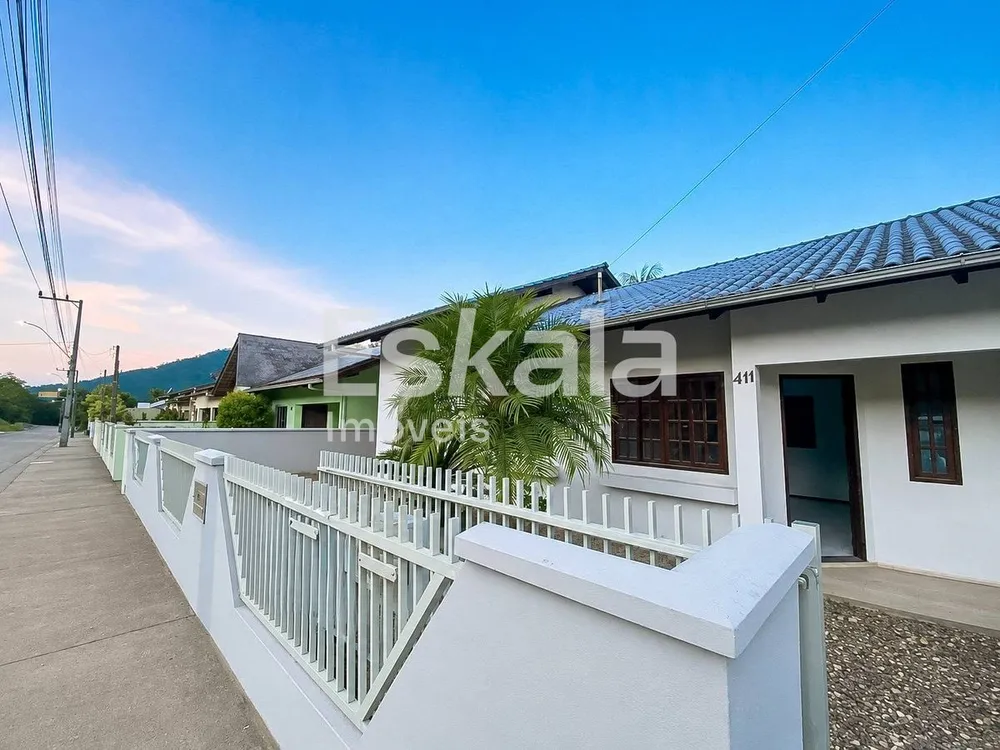 Casa, 3 quartos, 97 m² - Foto 2