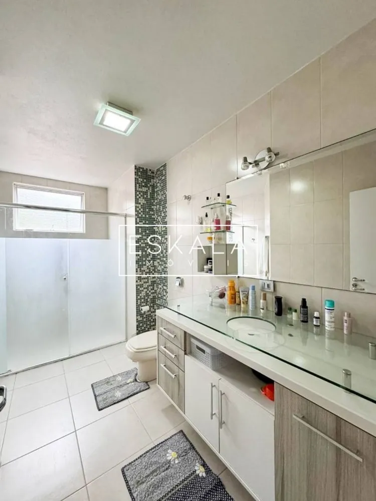 Apartamento, 3 quartos, 130 m² - Foto 4