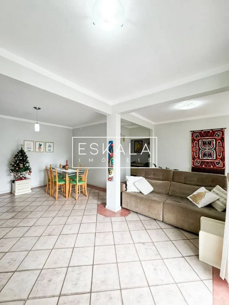 Apartamento, 3 quartos, 130 m² - Foto 1