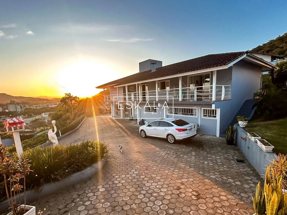 Casa, 4 quartos, 360 m² - Foto 2