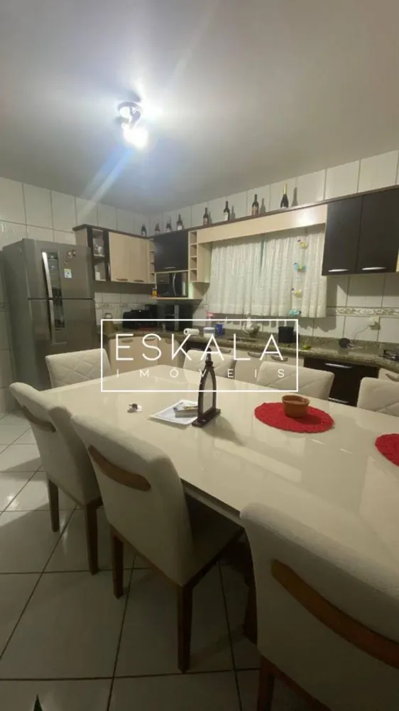 Casa, 3 quartos, 145 m² - Foto 1