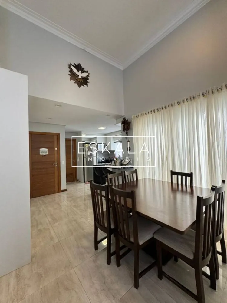 Casa, 3 quartos, 188 m² - Foto 1