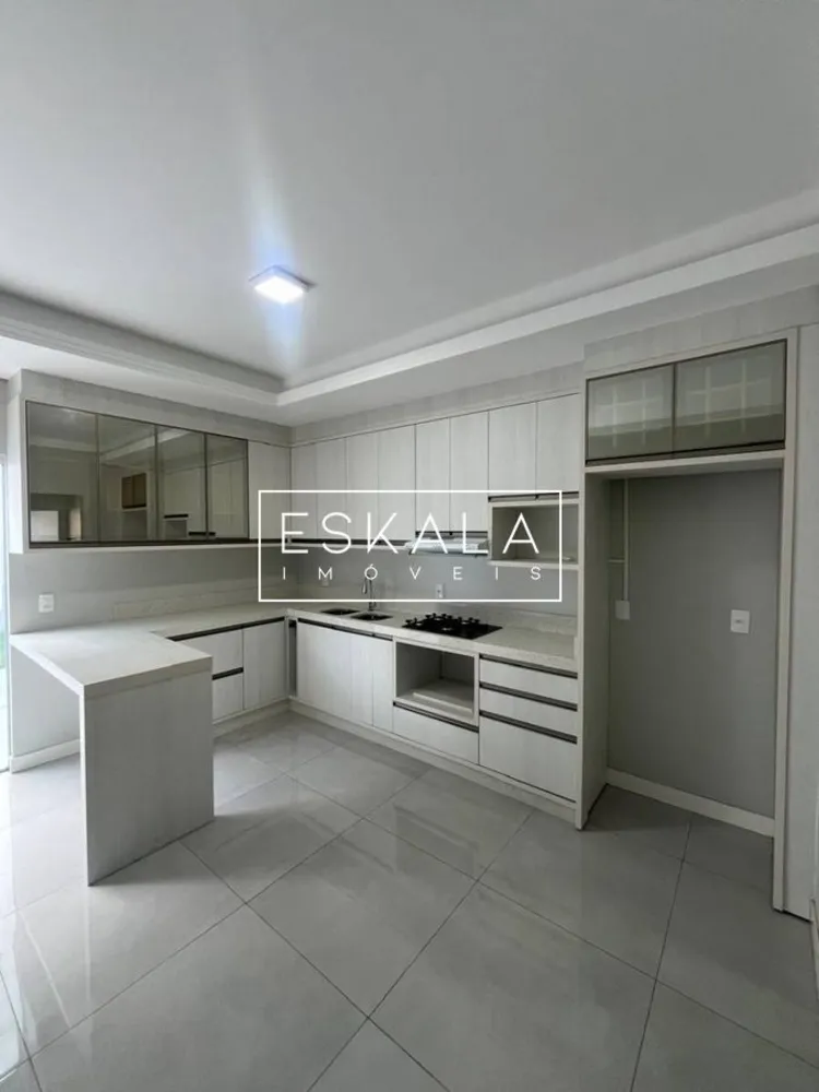 Sobrado, 3 quartos, 169 m² - Foto 1
