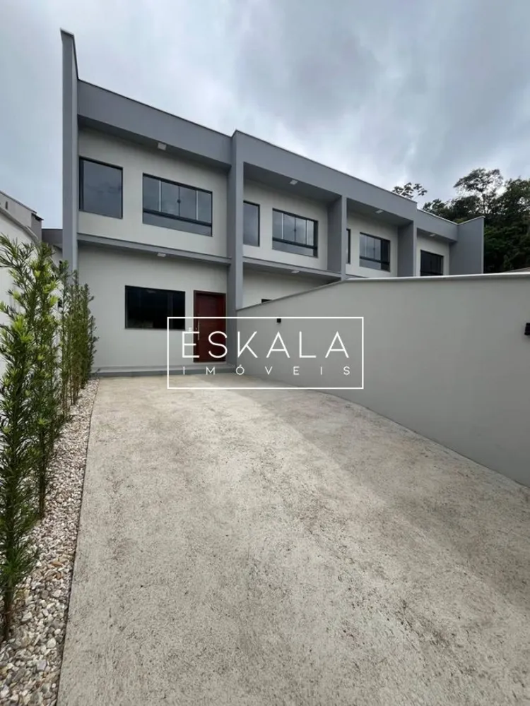 Casa, 3 quartos, 108 m² - Foto 1