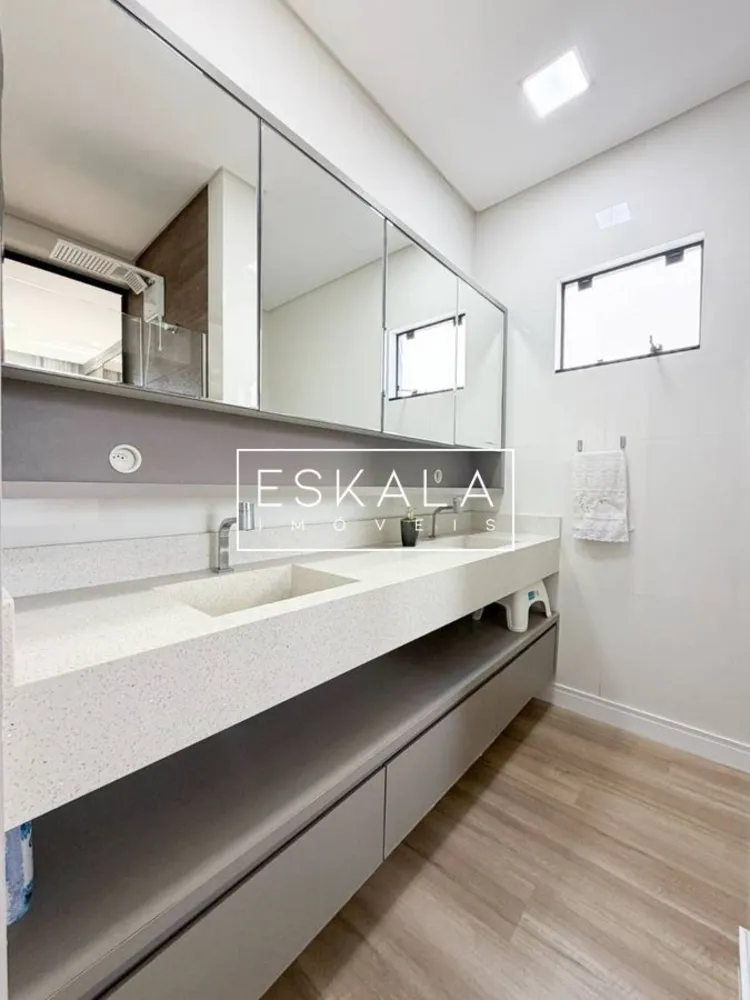 Casa, 3 quartos, 162 m² - Foto 4
