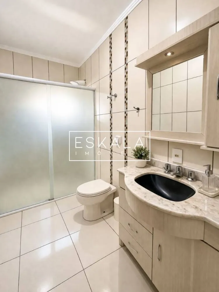 Casa, 3 quartos, 285 m² - Foto 2
