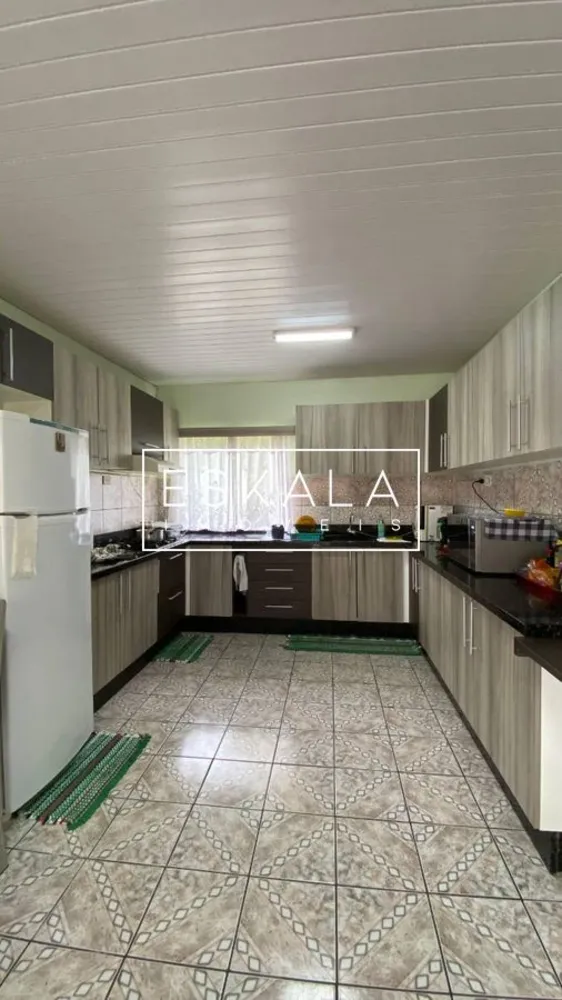 Casa, 4 quartos, 190 m² - Foto 2