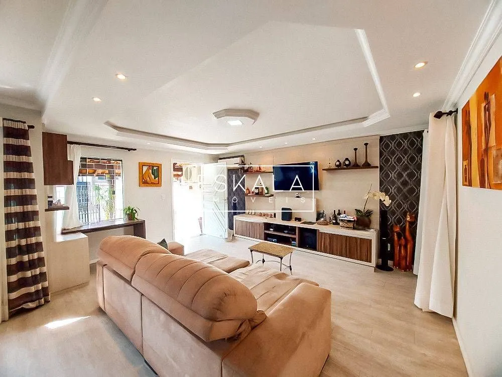 Casa, 3 quartos, 212 m² - Foto 2