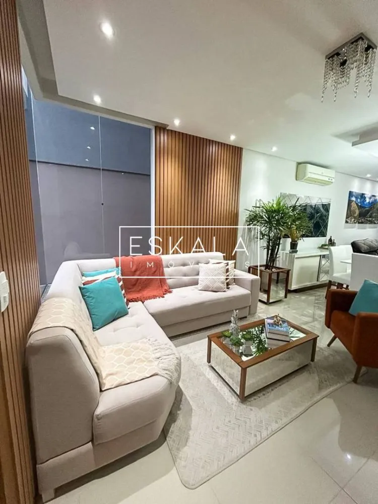 Casa, 4 quartos, 220 m² - Foto 2