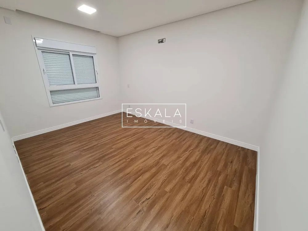Casa, 3 quartos, 210 m² - Foto 4