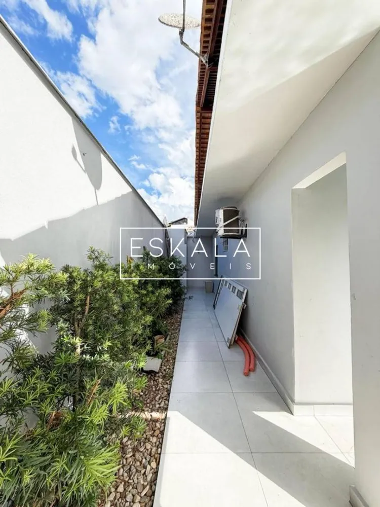 Casa, 5 quartos, 245 m² - Foto 5