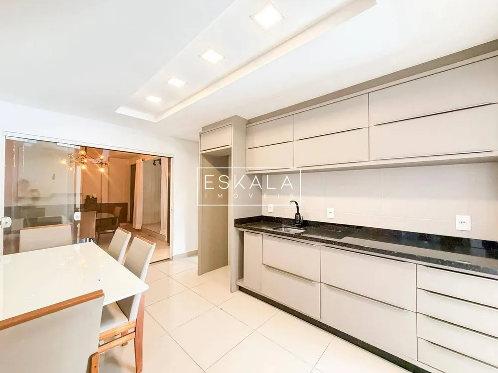 Casa, 5 quartos, 245 m² - Foto 3